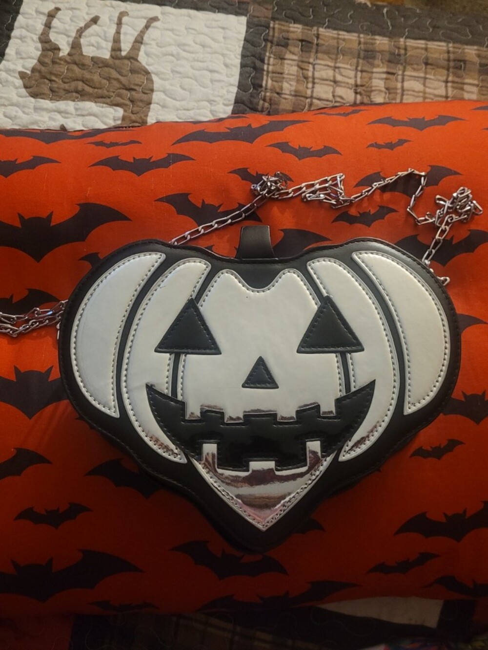 Halloween Pumpkin Crossbody Bag – Orange Jack-o'-Lantern Purse with Chain Strap
